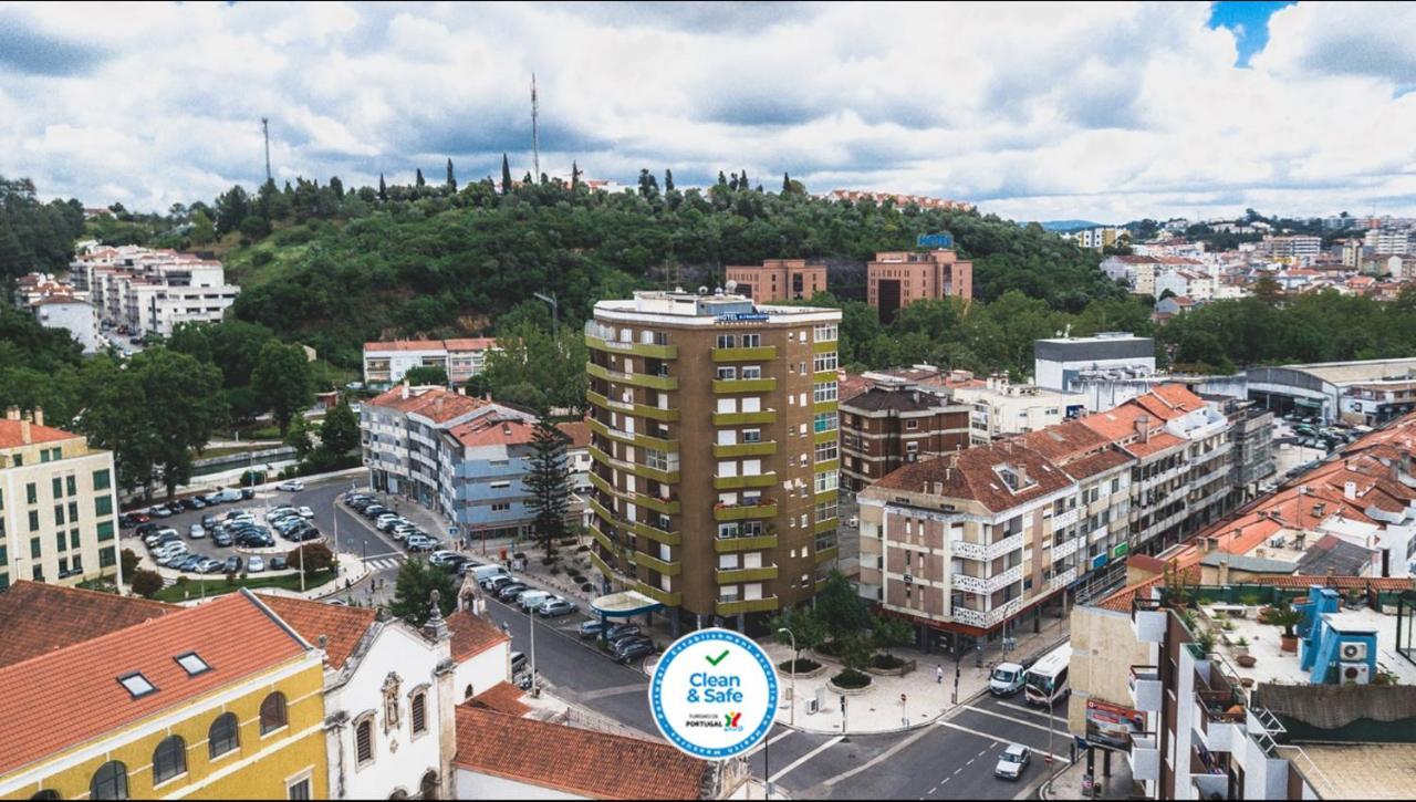 Hotel Sao Francisco Leiria Bagian luar foto