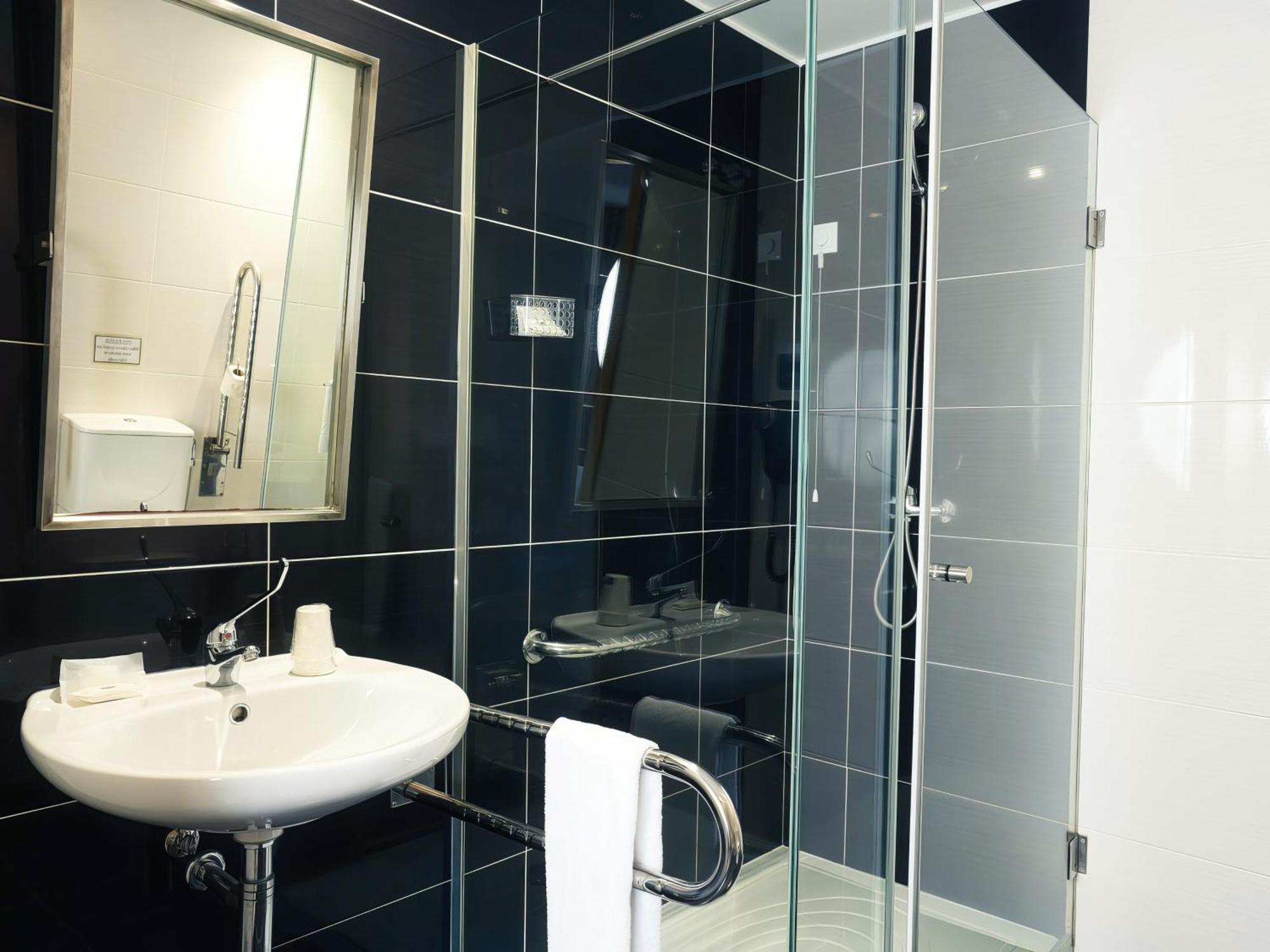 Hotel Sao Francisco Leiria Bagian luar foto