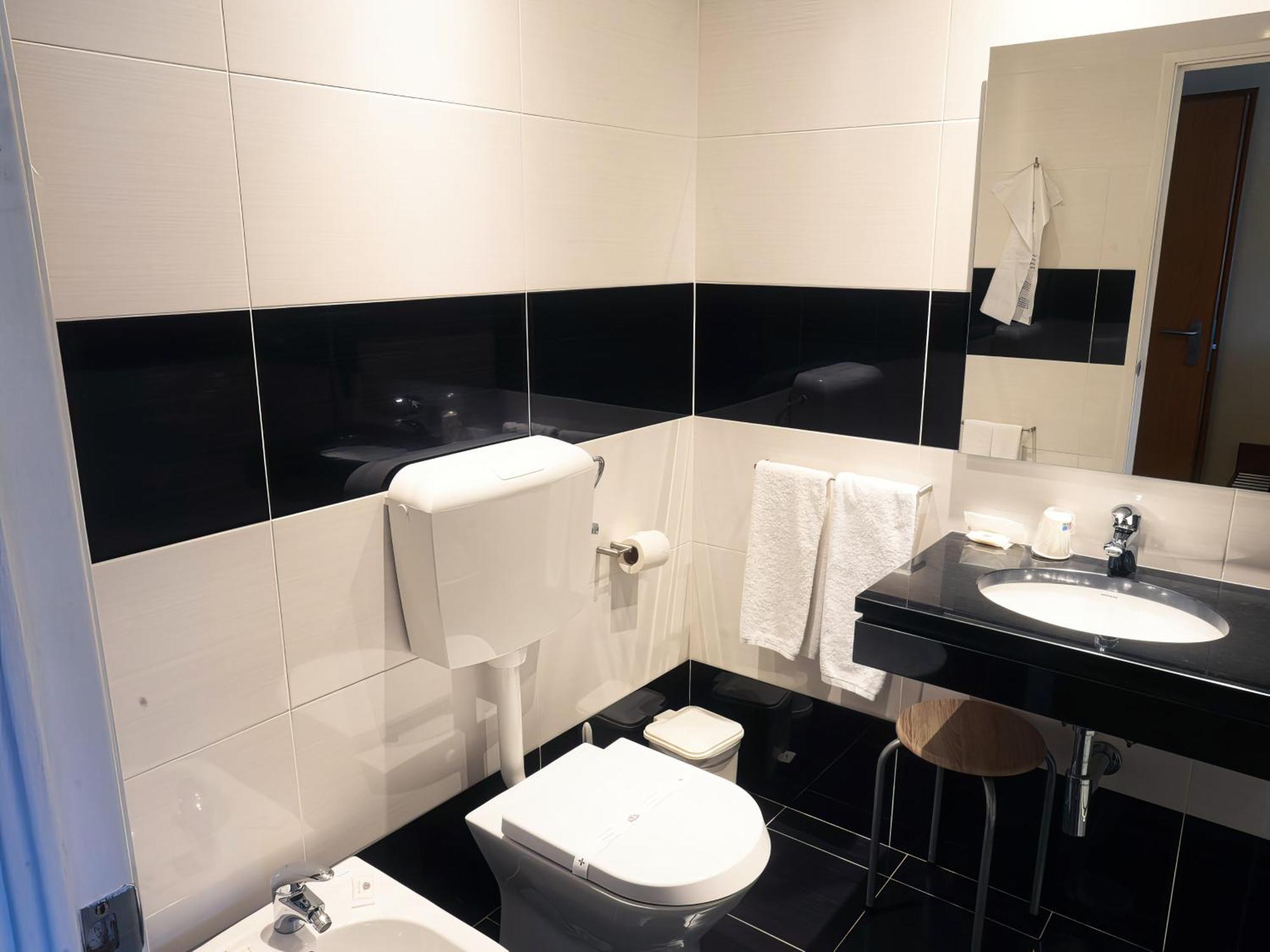 Hotel Sao Francisco Leiria Bagian luar foto
