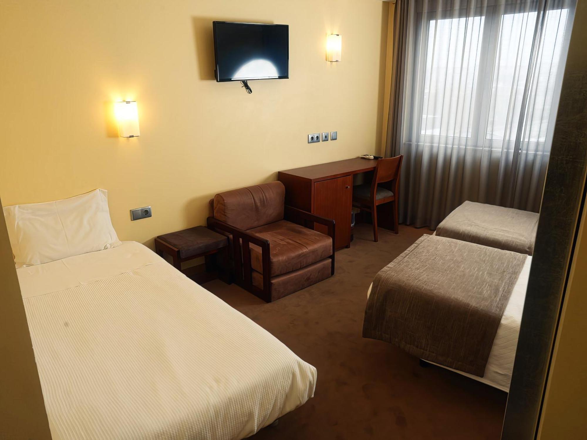 Hotel Sao Francisco Leiria Bagian luar foto