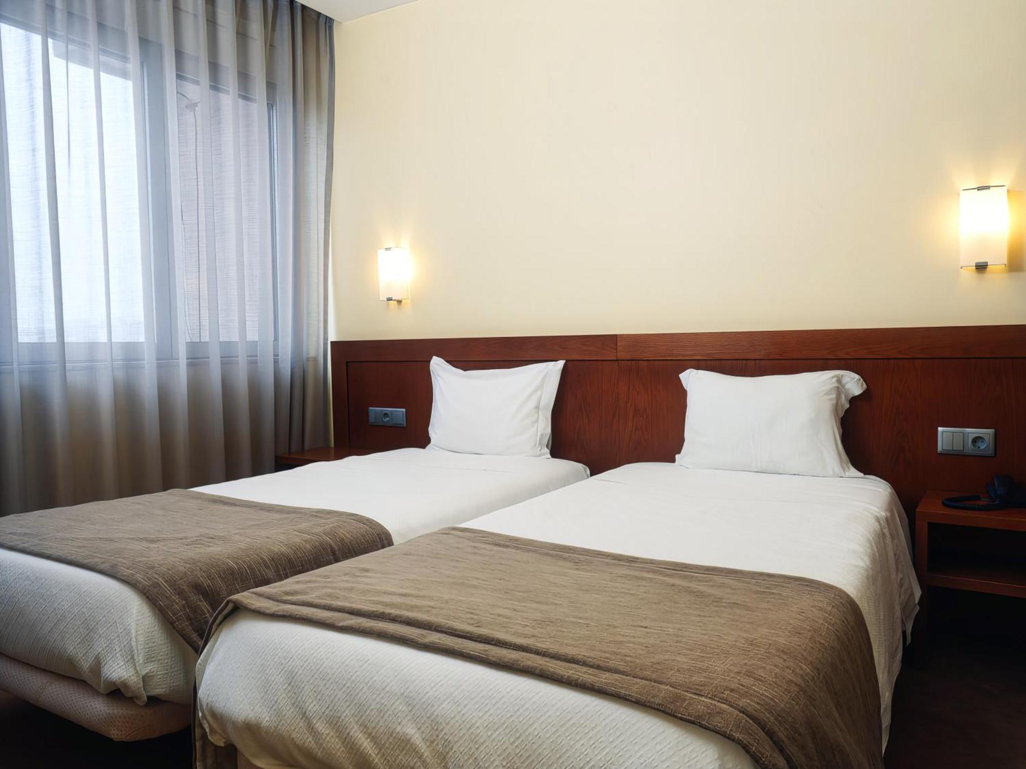Hotel Sao Francisco Leiria Bagian luar foto