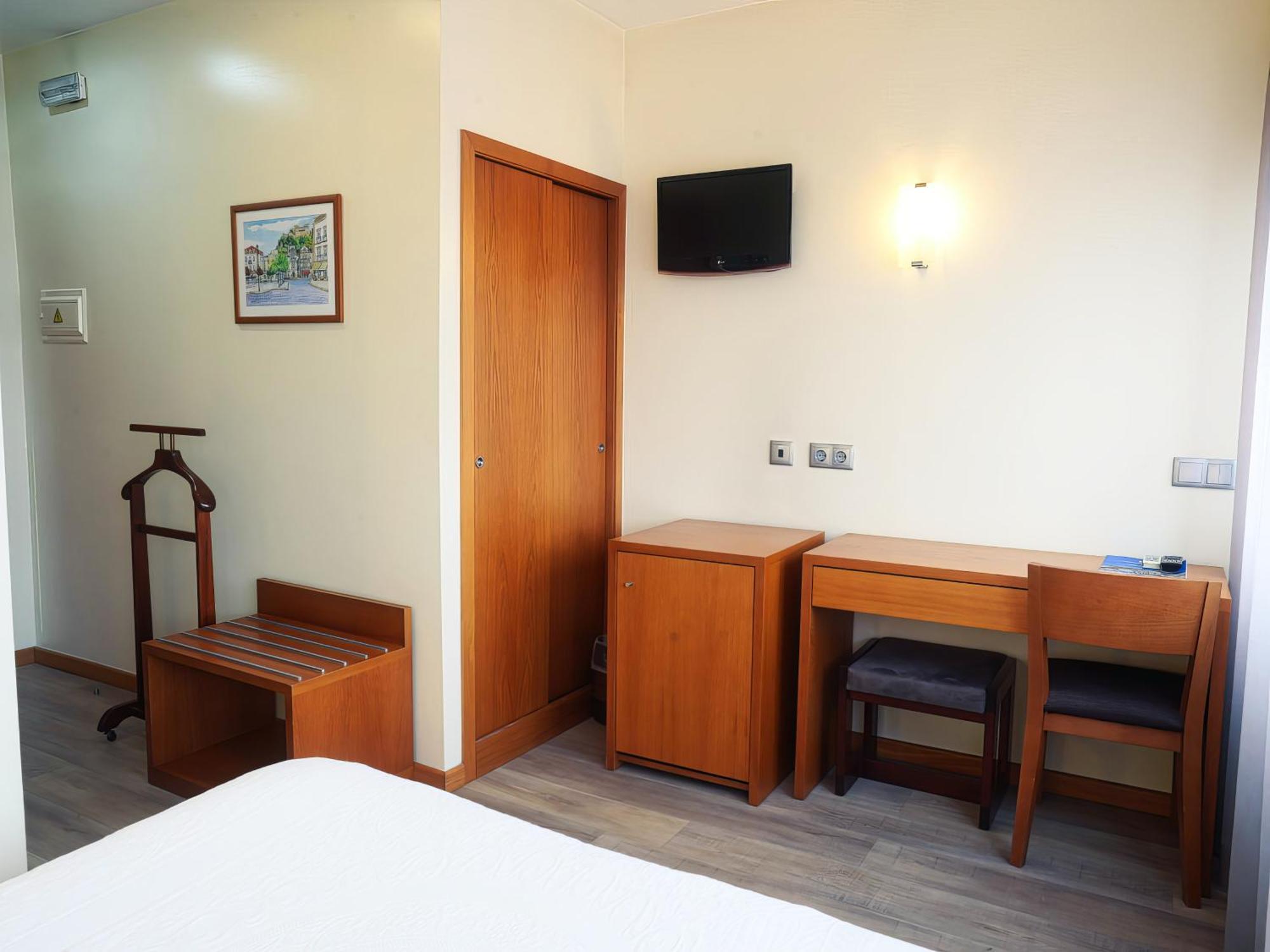 Hotel Sao Francisco Leiria Bagian luar foto