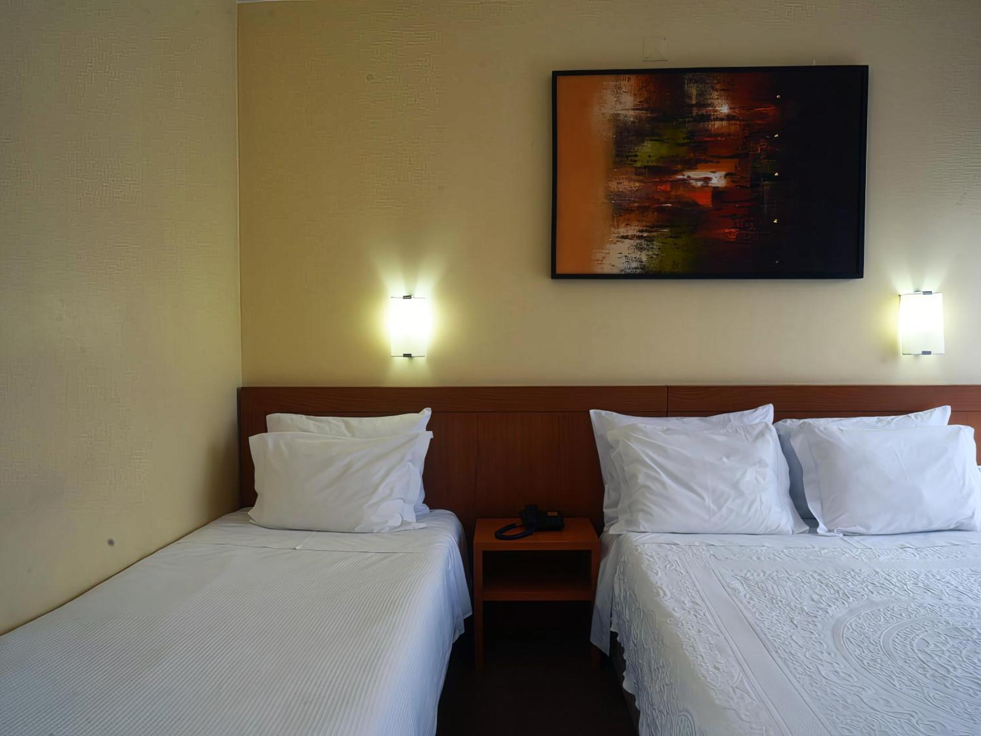 Hotel Sao Francisco Leiria Bagian luar foto