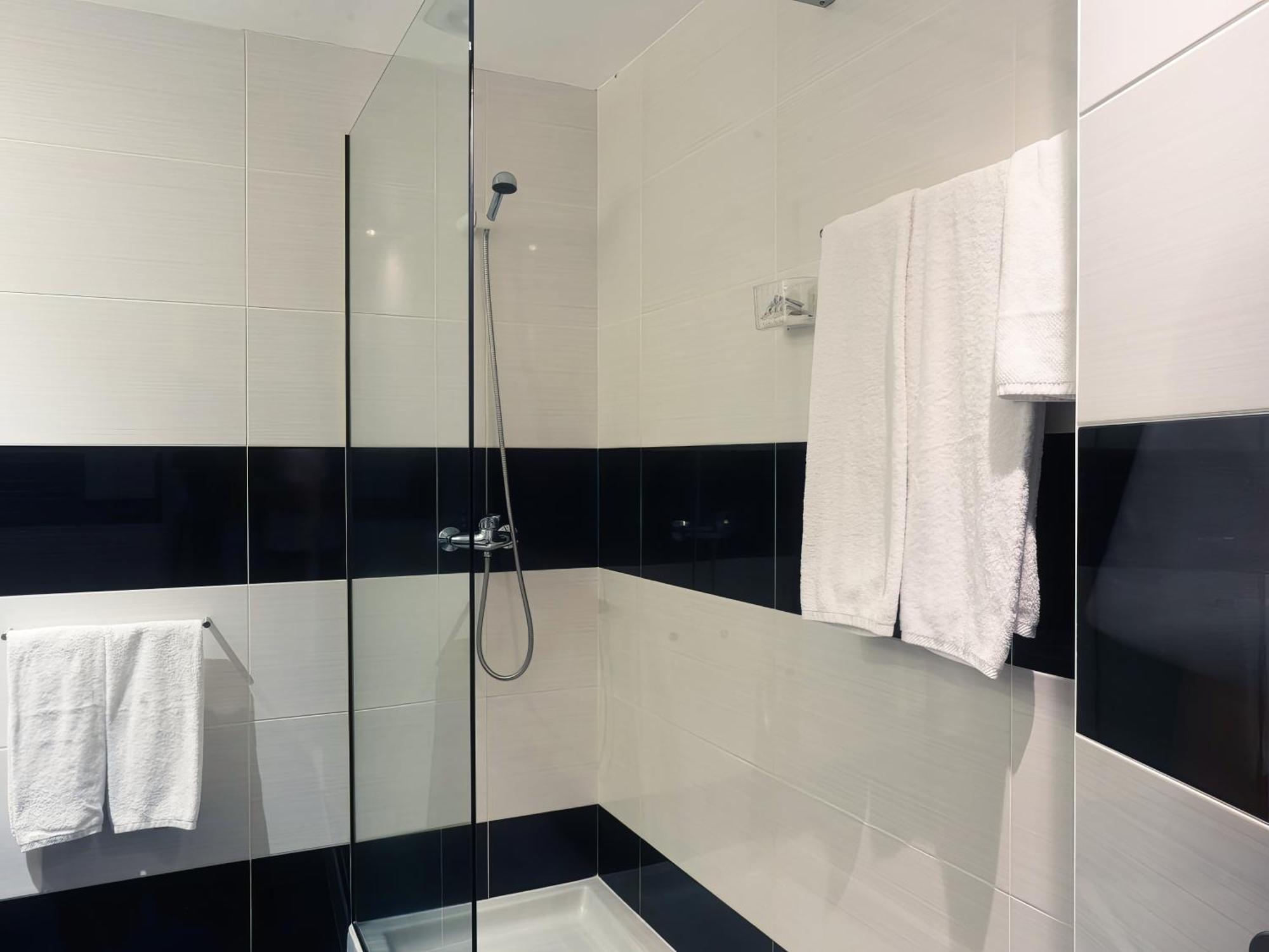 Hotel Sao Francisco Leiria Bagian luar foto